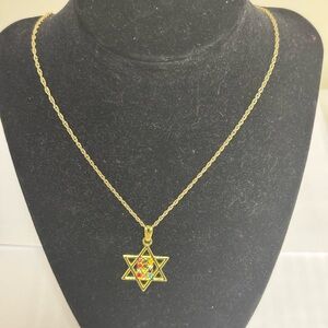 Elegant Gold Star Pendant Necklace with Colorful Accents